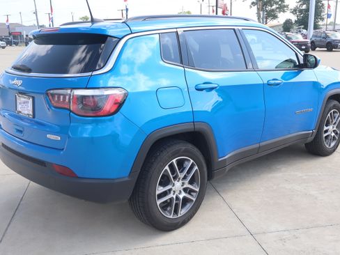 Used 2020 Jeep Compass Latitude w/ Popular Equipment Group FWD image 5