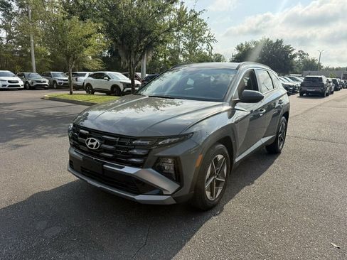 Used 2025 Hyundai Tucson SEL FWD image 1