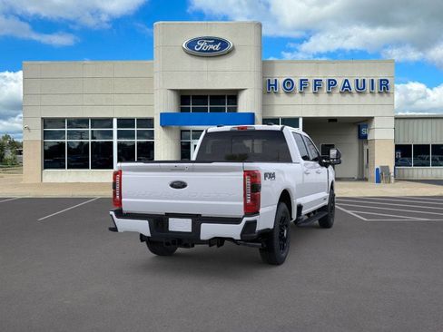 New 2026 Ford F250 Lariat w/ Black Appearance Package image 8