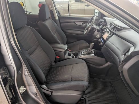 Used 2017 Nissan Rogue SV AWD/4WD image 22