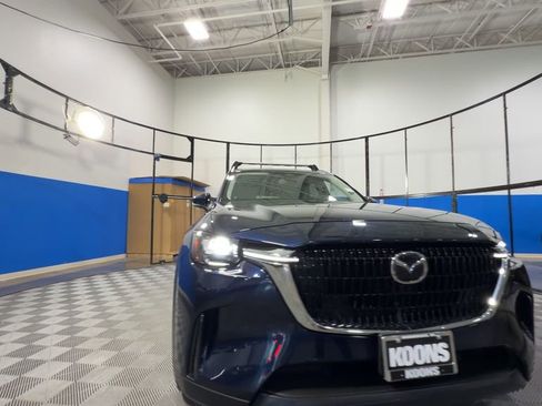 Used 2024 MAZDA CX-90 Plug-In Hybrid w/ Preferred AWD/4WD image 4