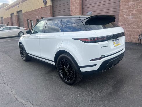 Used 2023 Land Rover Range Rover Evoque SE image 18