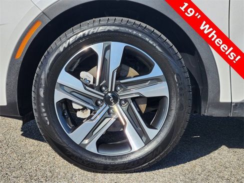 Used 2024 Kia Sorento SX Prestige w/ Panoramic Sunroof Package image 10