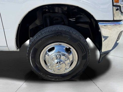 Used 2019 RAM 3500 Big Horn image 61