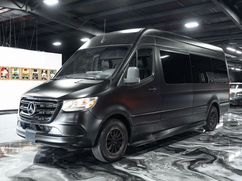 Used 2019 Mercedes-Benz Sprinter 170 image 12