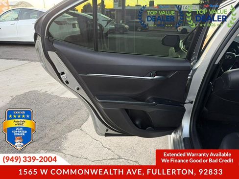 Used 2018 Toyota Camry SE image 28