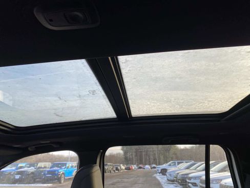 New 2026 Jeep Cherokee Limited image 8