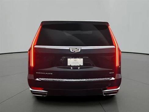 Certified 2022 Cadillac Escalade Premium Luxury Platinum image 4