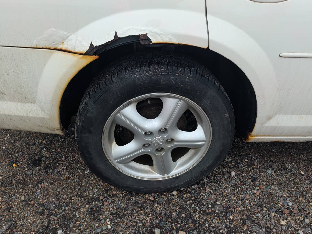 Used 2005 Dodge Stratus SXT FWD image 11