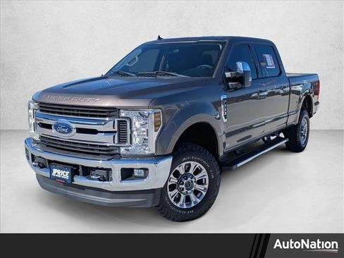 Used 2019 Ford F250 XLT w/ XLT Premium Package image 1