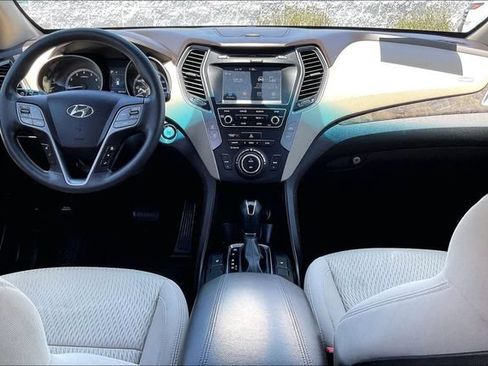 Used 2018 Hyundai Santa Fe Sport w/ 2.4L Value Package 02 FWD image 15