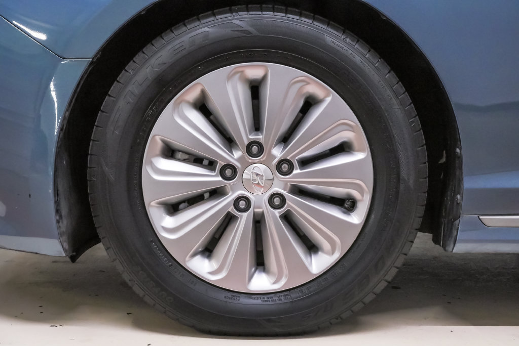 Used 2016 Hyundai Sonata SE FWD image 32
