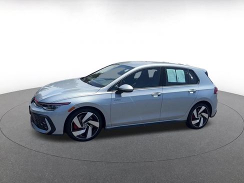Used 2026 Volkswagen Golf S FWD image 8