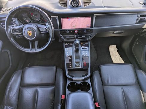 Used 2022 Porsche Macan GTS AWD/4WD image 33