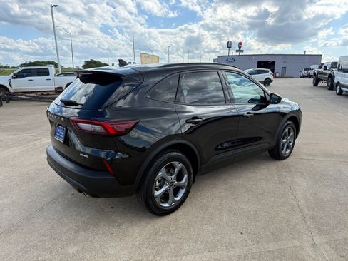 Certified 2025 Ford Escape ST-Line Select AWD/4WD image 5