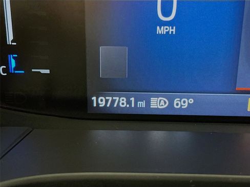 Used 2024 Ford Escape Active w/ Tech Pack #1 AWD/4WD image 18