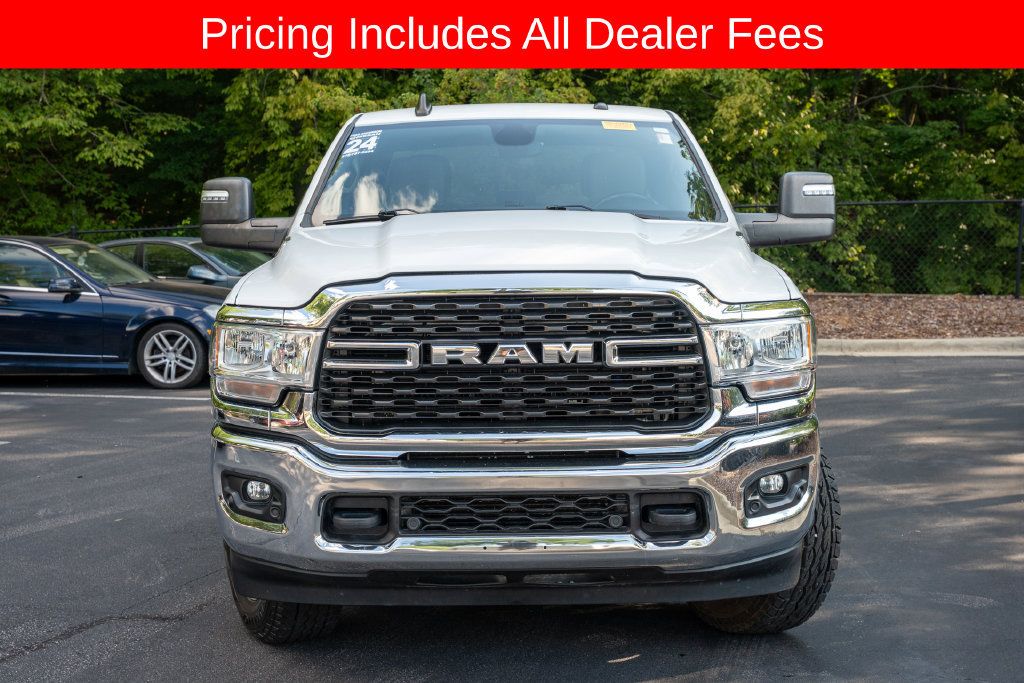 Used 2024 RAM 2500 Big Horn w/ Off Road Package AWD/4WD image 2