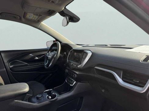 Used 2024 GMC Terrain SLE FWD image 51