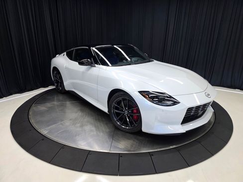 Used 2024 Nissan Z Performance w/ Floor Mat Package RWD image 54