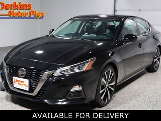 Used 2021 Nissan Altima 2.5 SR image 1