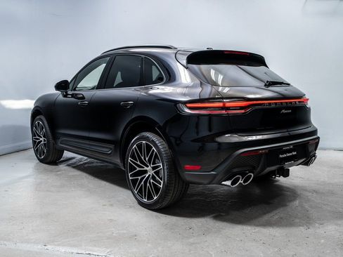 New 2026 Porsche Macan image 3