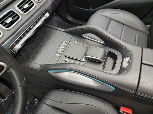 Used 2022 Mercedes-Benz GLE 350 image 19