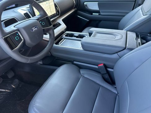 New 2027 Ford Expedition Active RWD image 10