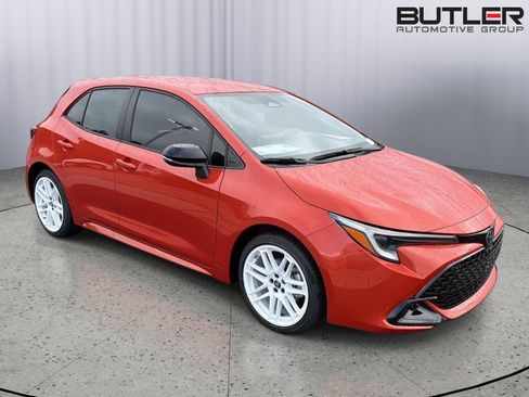 New 2026 Toyota Corolla SE FWD image 8