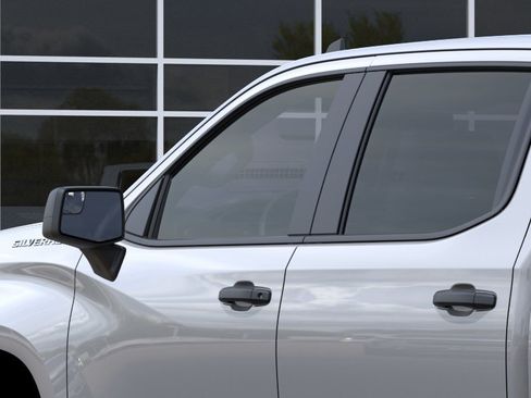 New 2026 Chevrolet Silverado 1500 Custom RWD image 12