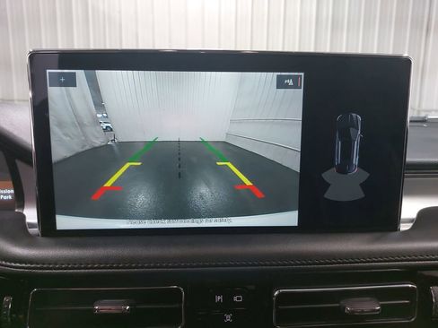 Used 2023 Lincoln Nautilus Standard w/ Premium Package image 24