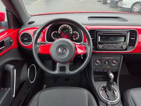 Used 2013 Volkswagen Beetle 2.5 FWD image 12