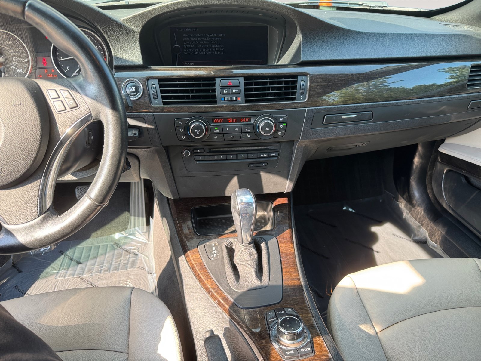 Used 2012 BMW 328i Convertible RWD image 11