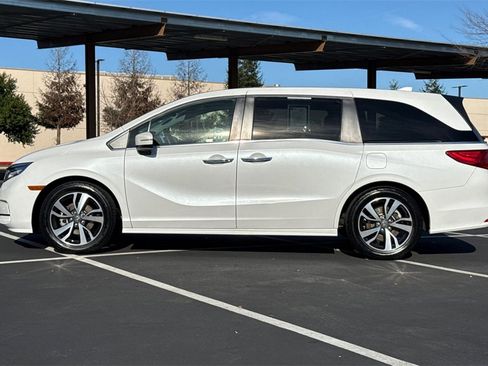Used 2021 Honda Odyssey Touring image 13