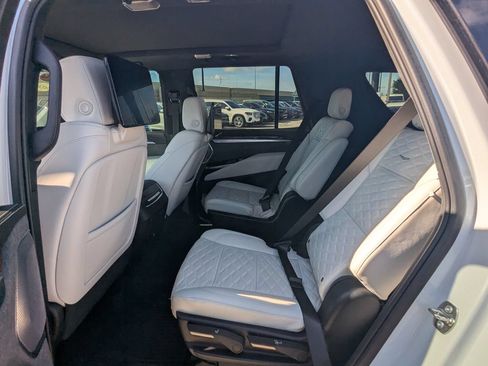 Used 2026 Cadillac Escalade Platinum Sport w/ LPO, ONYX Package AWD/4WD image 12