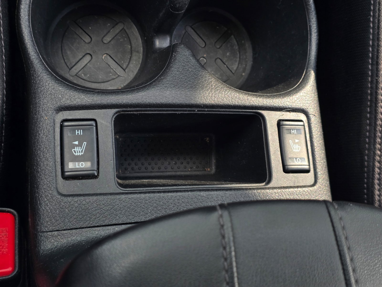 Used 2020 Nissan Rogue SV AWD/4WD image 22