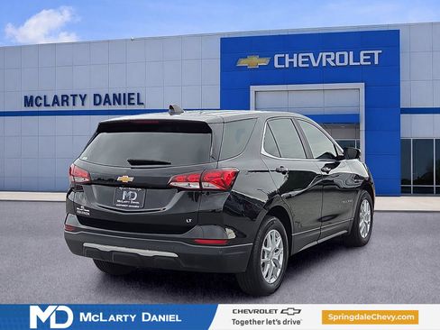 Used 2024 Chevrolet Equinox LT FWD image 5