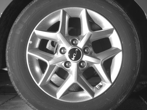 Used 2025 Kia Soul LX w/ LX Technology Package FWD image 18