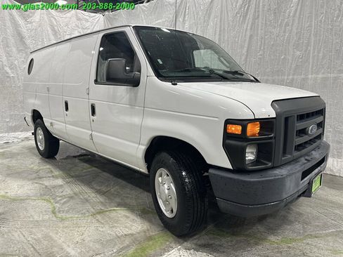 Used 2013 Ford E-250 and Econoline 250 w/ PWR Group image 2