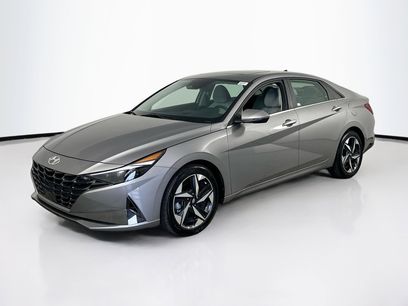Used 2023 Hyundai Elantra Limited