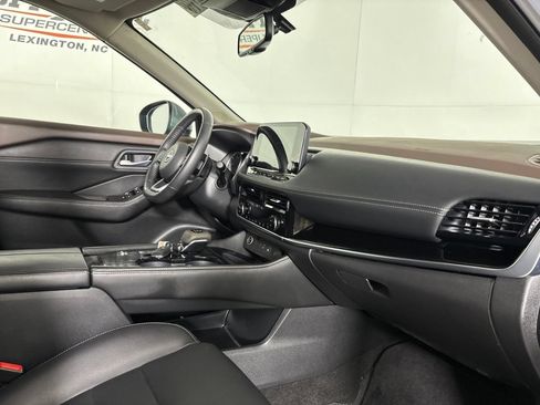 Used 2023 Nissan Rogue SL w/ SL Premium Package FWD image 35
