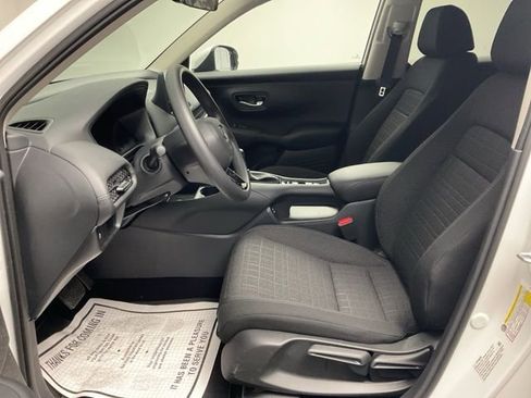 New 2026 Honda HR-V LX image 12