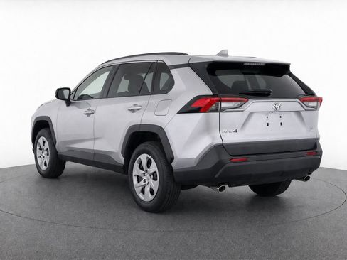 Certified 2022 Toyota RAV4 LE AWD/4WD image 3