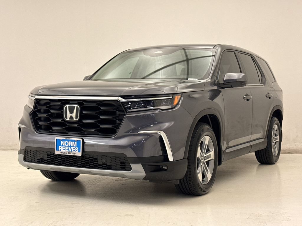 Certified 2025 Honda Pilot EX-L image 2