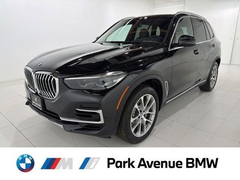 Certified 2023 BMW X5 xDrive40i w/ Premium Package AWD/4WD image 1