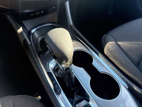 Used 2023 Chevrolet Malibu LT image 27