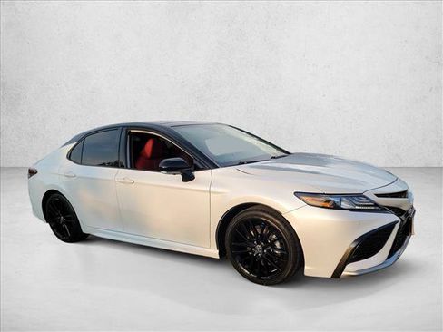 Used 2023 Toyota Camry XSE w/ Navigation Package FWD image 3