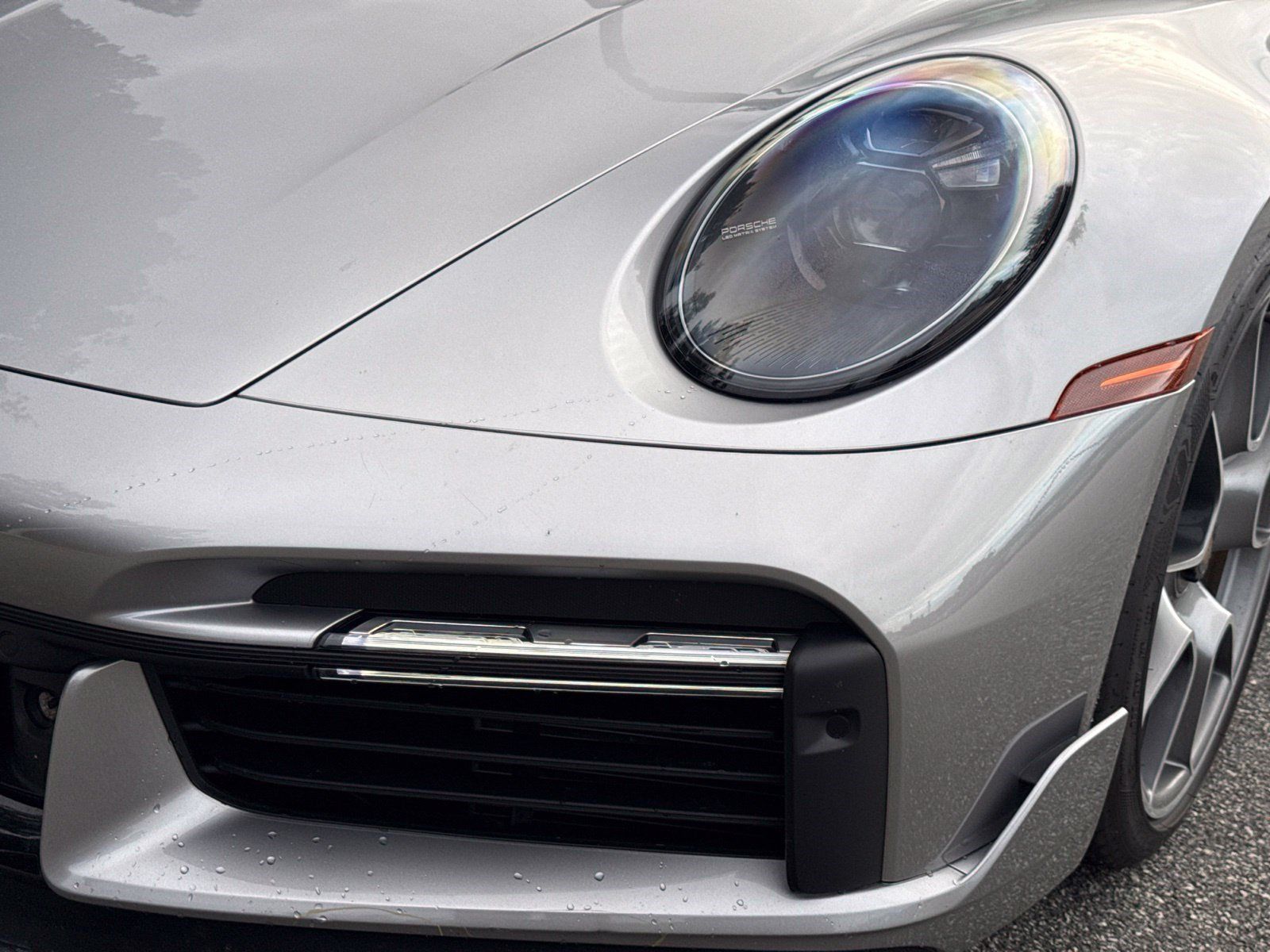 Certified 2022 Porsche 911 Turbo S AWD/4WD image 19