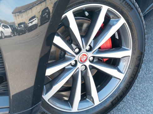 Used 2022 Jaguar F-PACE S AWD/4WD image 9