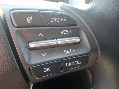 Used 2018 Hyundai Kona SEL image 23