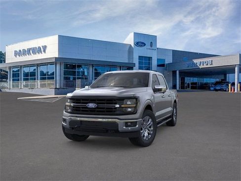 New 2026 Ford F150 XLT w/ Equipment Group 302A MID image 2